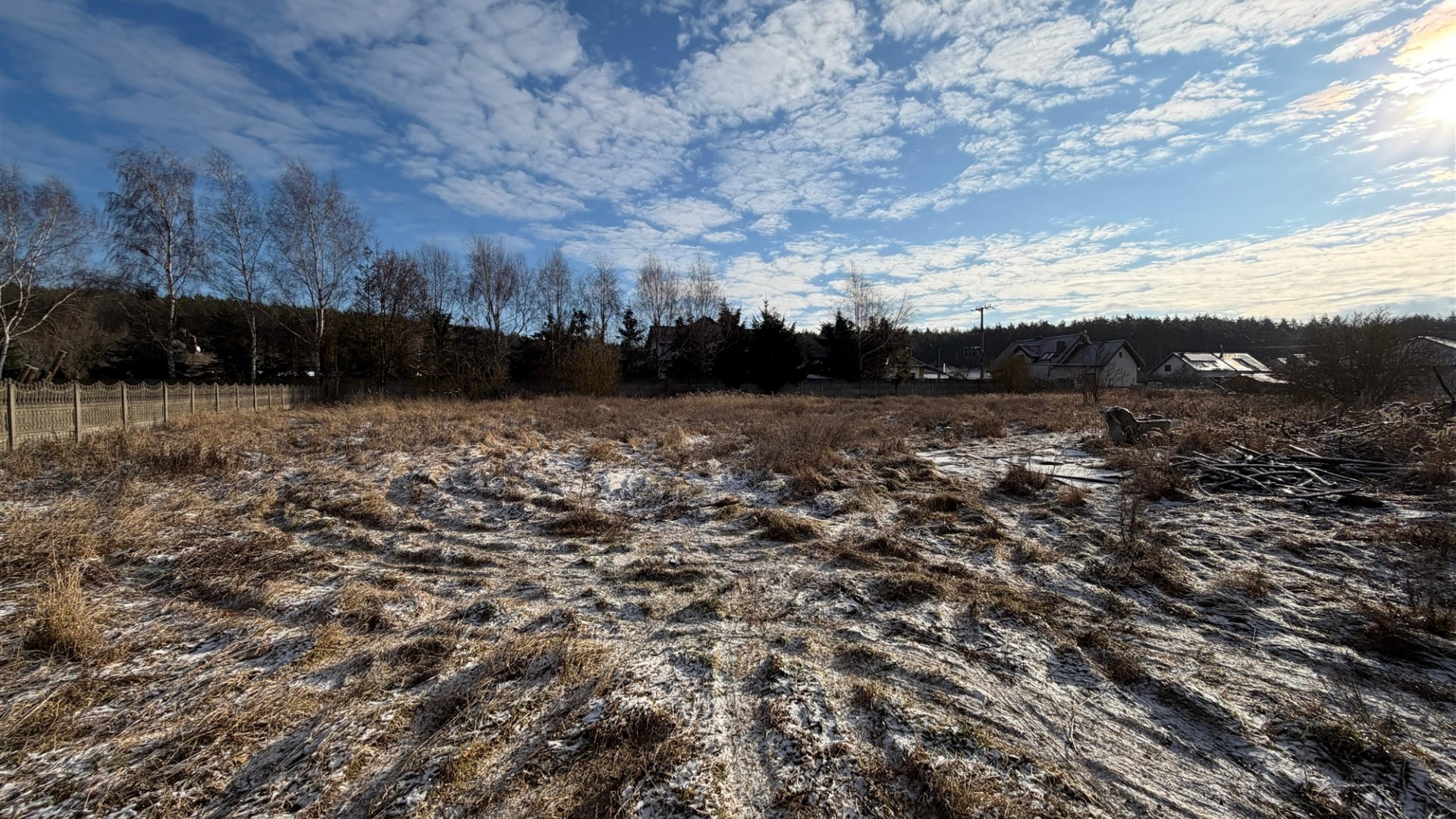 Działka na sprzedaż